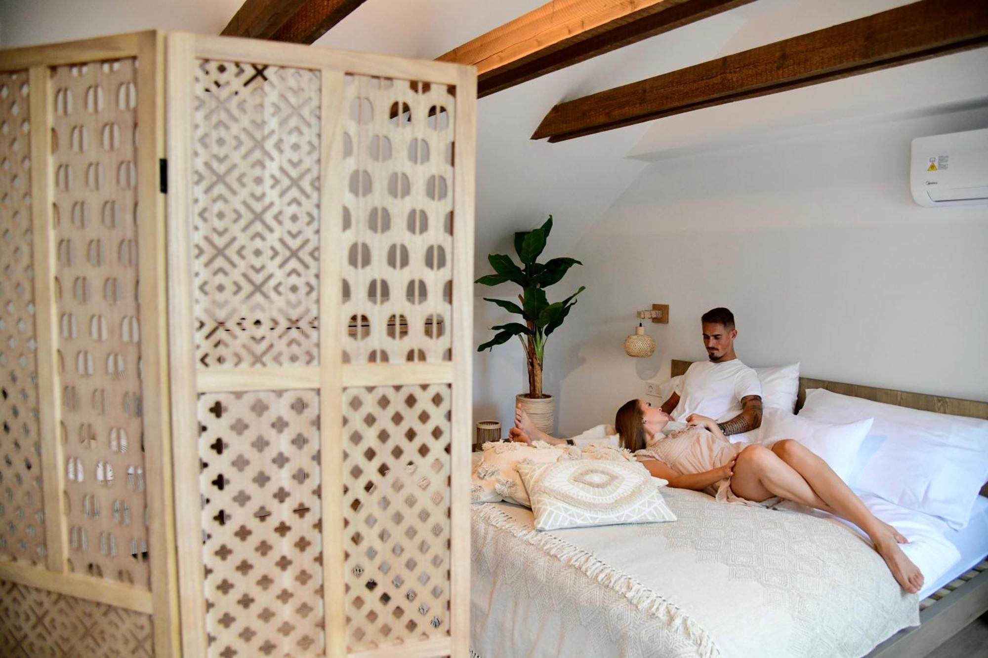Villa Antara Szeged Ngoại thất bức ảnh