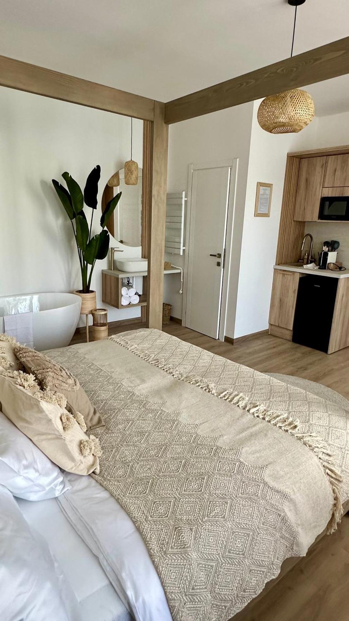 Villa Antara Szeged Ngoại thất bức ảnh
