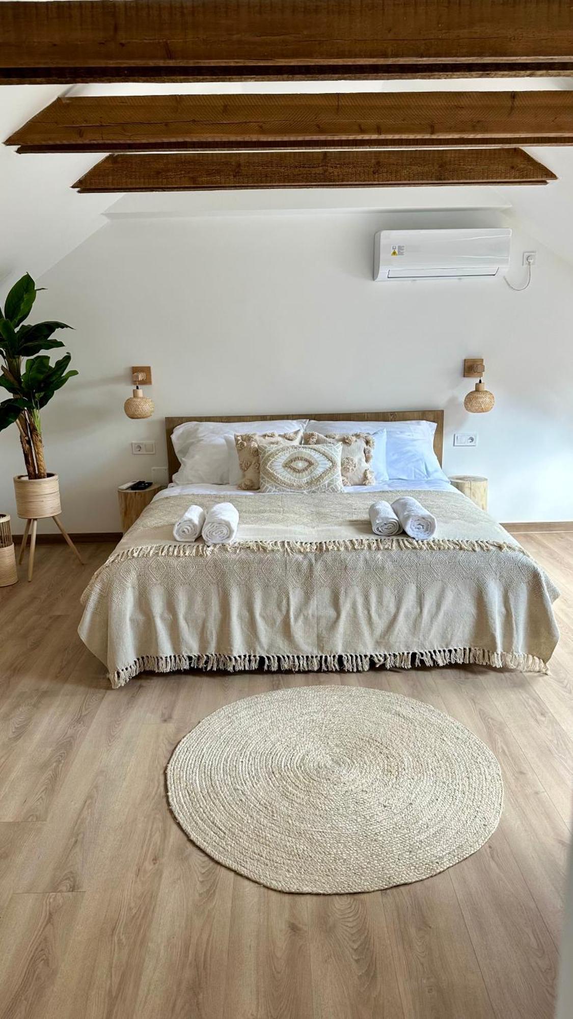 Villa Antara Szeged Ngoại thất bức ảnh